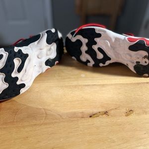 Nike size 6.5 youth